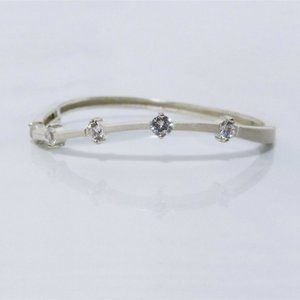 Amazing! Sterling Silver & White Enamel Painted 5 Stone Cz Curved Bangle